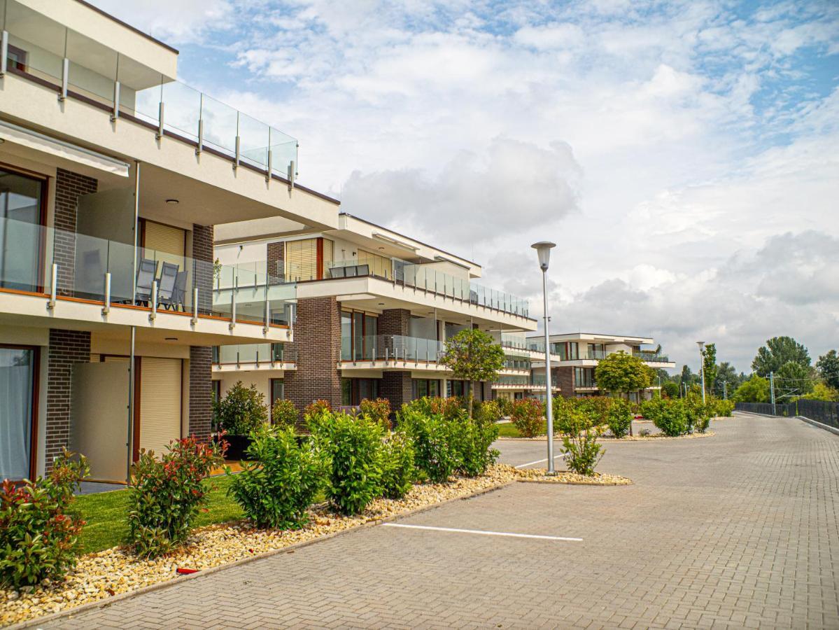 Panorama Superior Apartments - Pool, Garden, Parking Balatonalmádi Εξωτερικό φωτογραφία