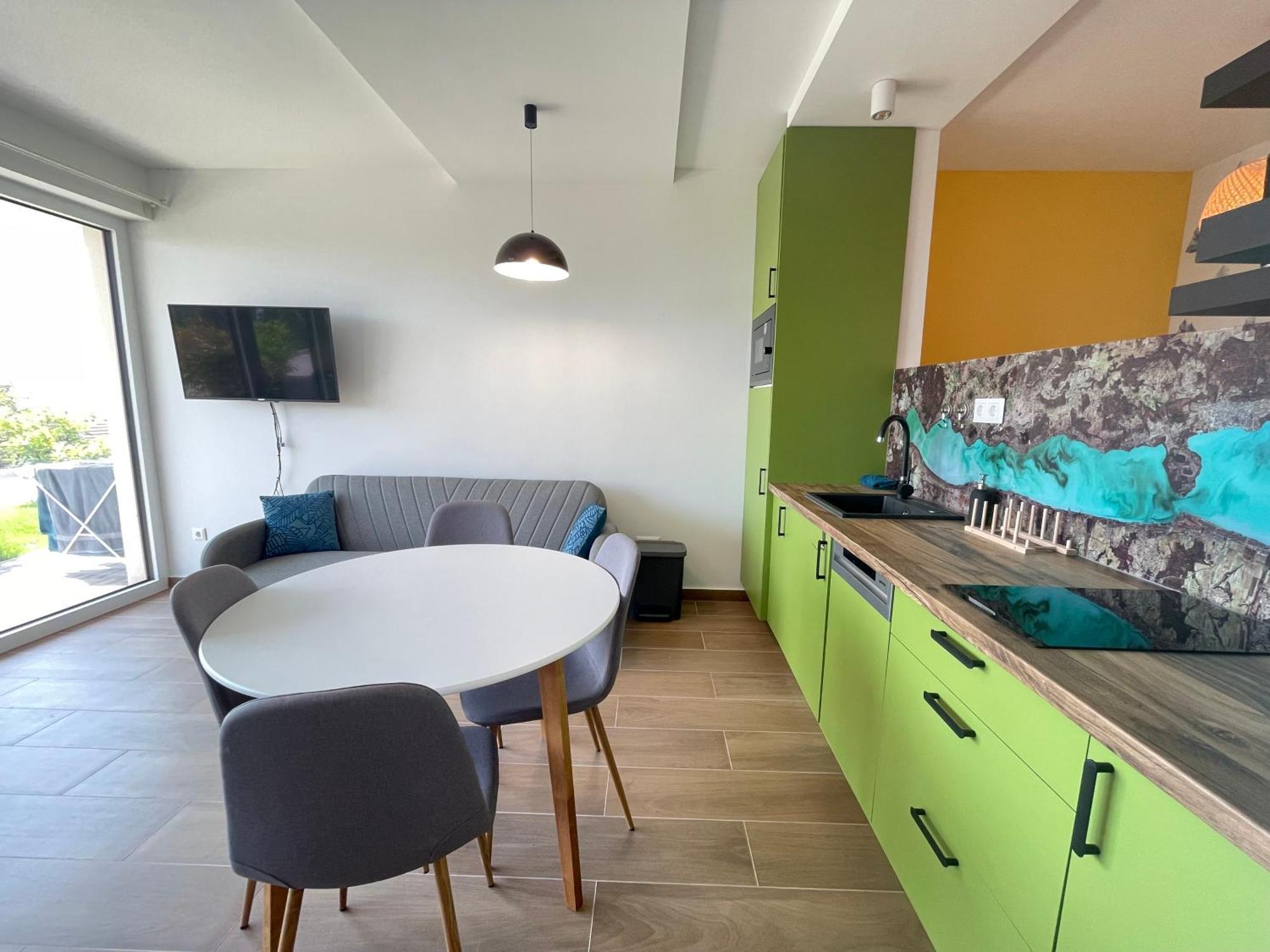 Panorama Superior Apartments - Pool, Garden, Parking Balatonalmádi Εξωτερικό φωτογραφία