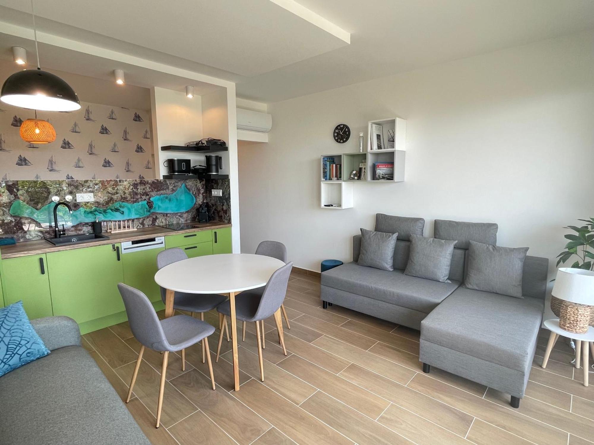 Panorama Superior Apartments - Pool, Garden, Parking Balatonalmádi Εξωτερικό φωτογραφία